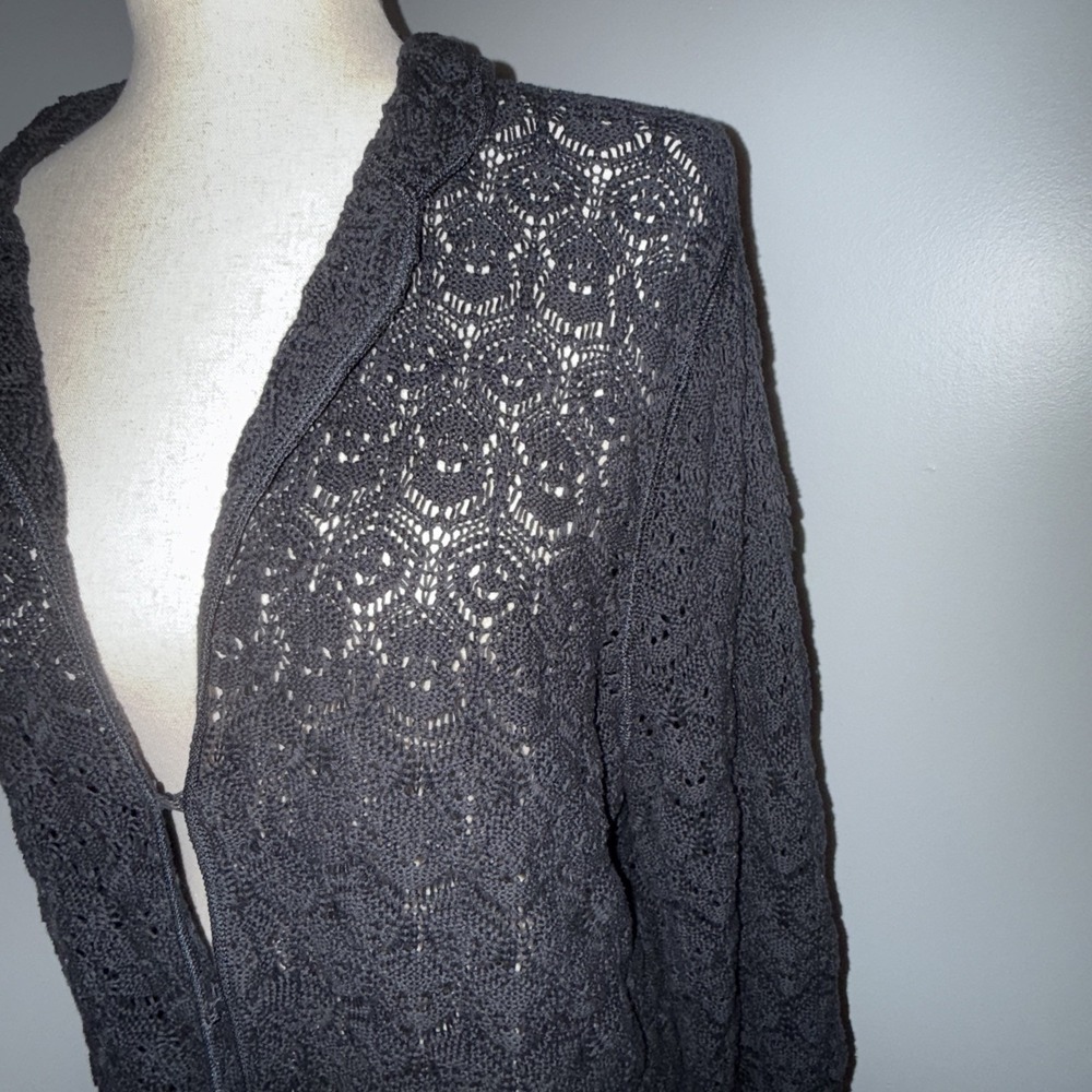 TALBOTS XL BLACK Crochet cottage romantic Cardigan Sweater whimsygoth EUC - Picture 2 of 11